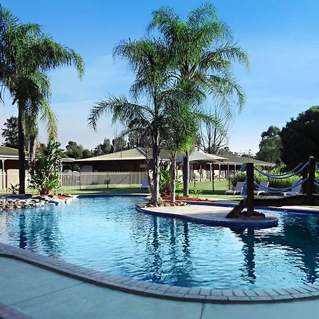 Cobram Barooga Golf Resort エクステリア 写真