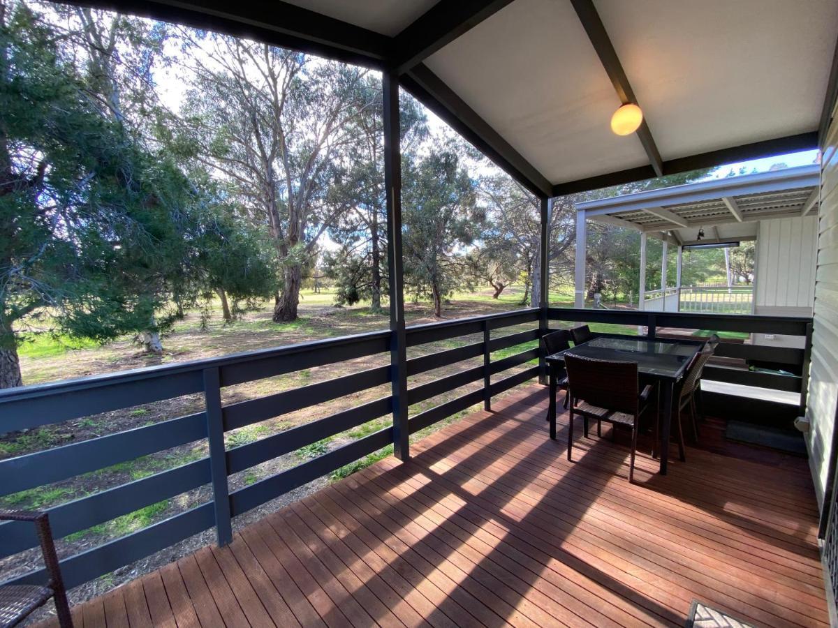 Cobram Barooga Golf Resort エクステリア 写真