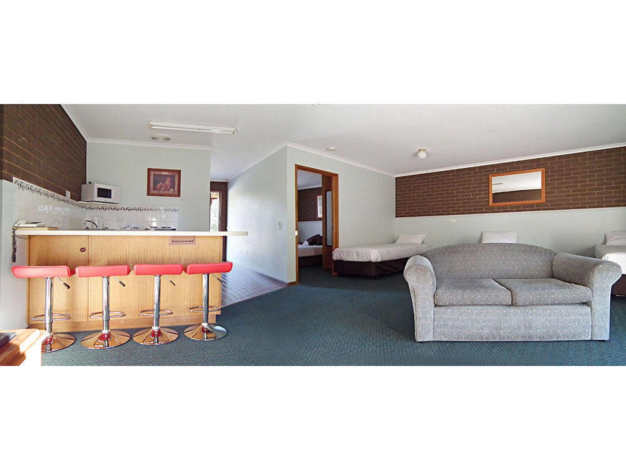 Cobram Barooga Golf Resort エクステリア 写真